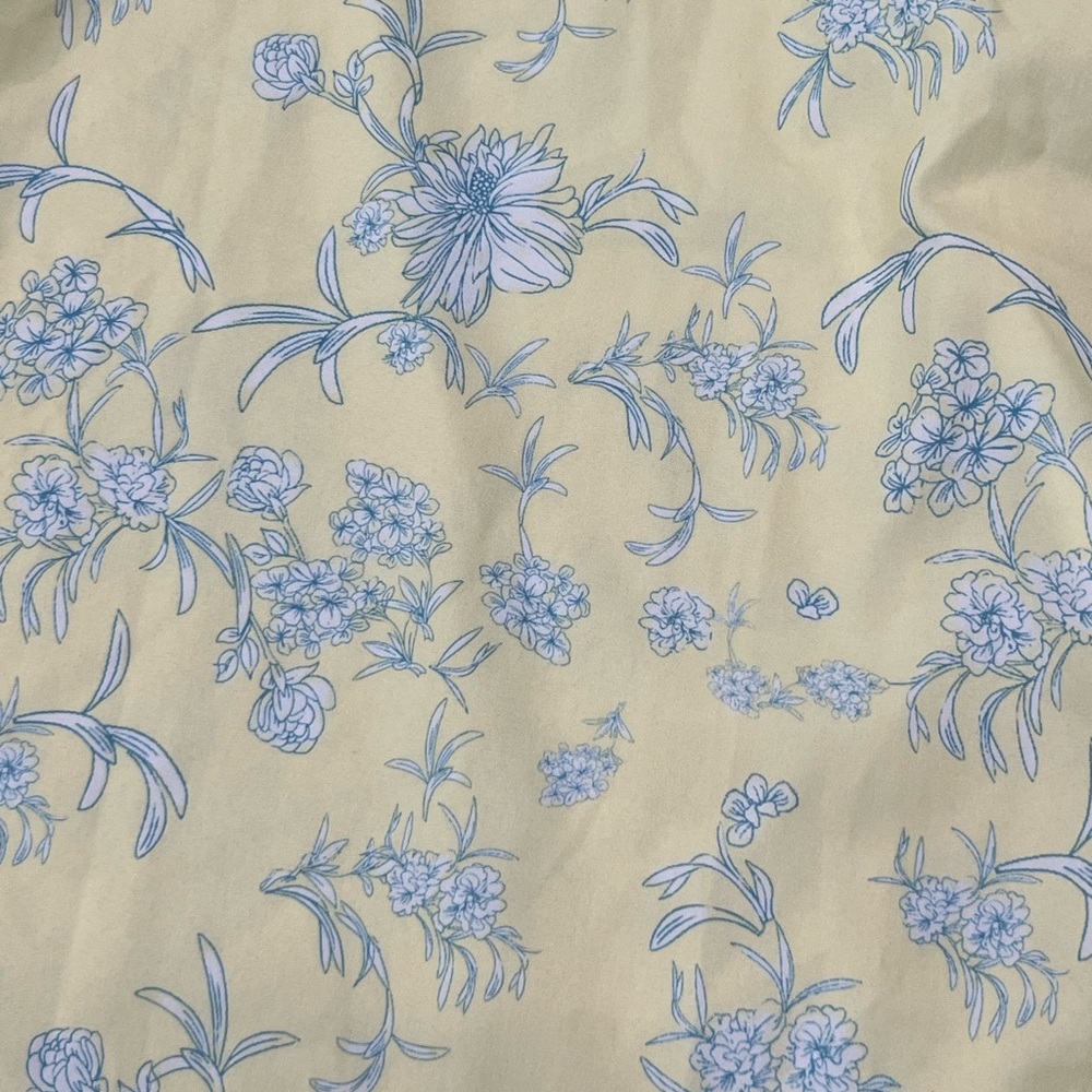 Vintage Yellow Nighty / Night Gown Lace Tiered Hem White & Blue Floral Cottage - Picture 7 of 8
